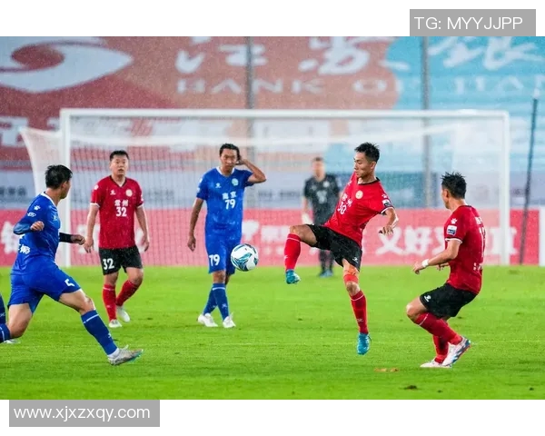 南京足球队的战术创新与运营体系探析如何提升球队竞争力 南京足球队的战术创新与运营体系探析如何提升球队竞争力