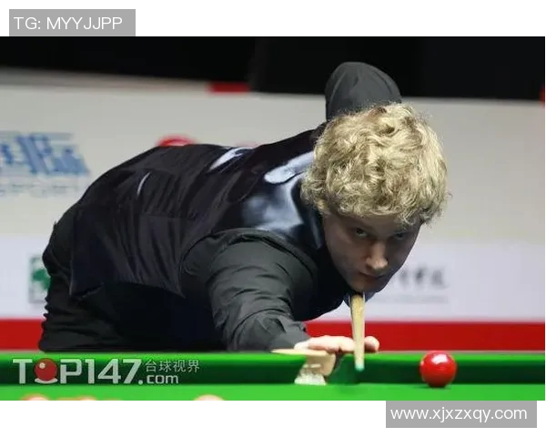 彼得艾伯顿与希金斯巅峰对决精彩回顾与赛后分析 彼得艾伯顿与希金斯巅峰对决精彩回顾与赛后分析