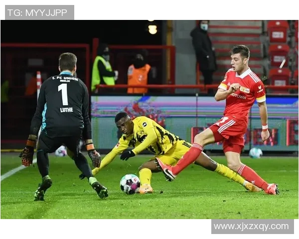 柏林联合与圣保利激战正酣比分揭晓精彩瞬间回顾