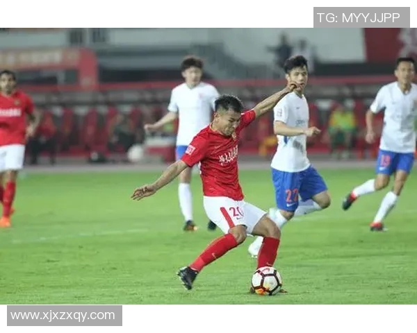 鲁能与恒大激战全场精彩录像回顾及赛后分析