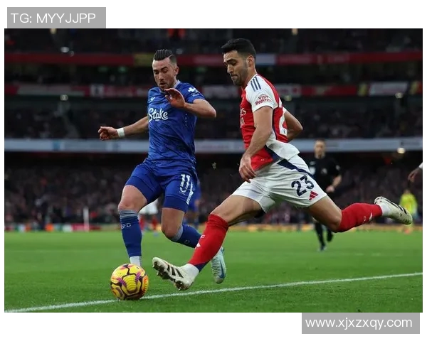 西布朗主场迎战阿森纳双方争夺英超宝贵积分之战