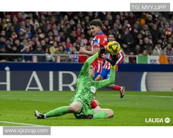 西甲焦点对决巴塞罗那迎战马德里竞技争夺荣耀与积分 西甲焦点对决巴塞罗那迎战马德里竞技争夺荣耀与积分