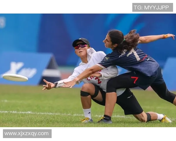 飞盘战术解析：武汉飞盘队的包夹体系与战术创新探讨